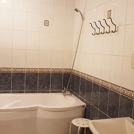 Δωμάτια σε οικογενειακή κατοικία Aldami